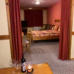 Hotel Family Savov
